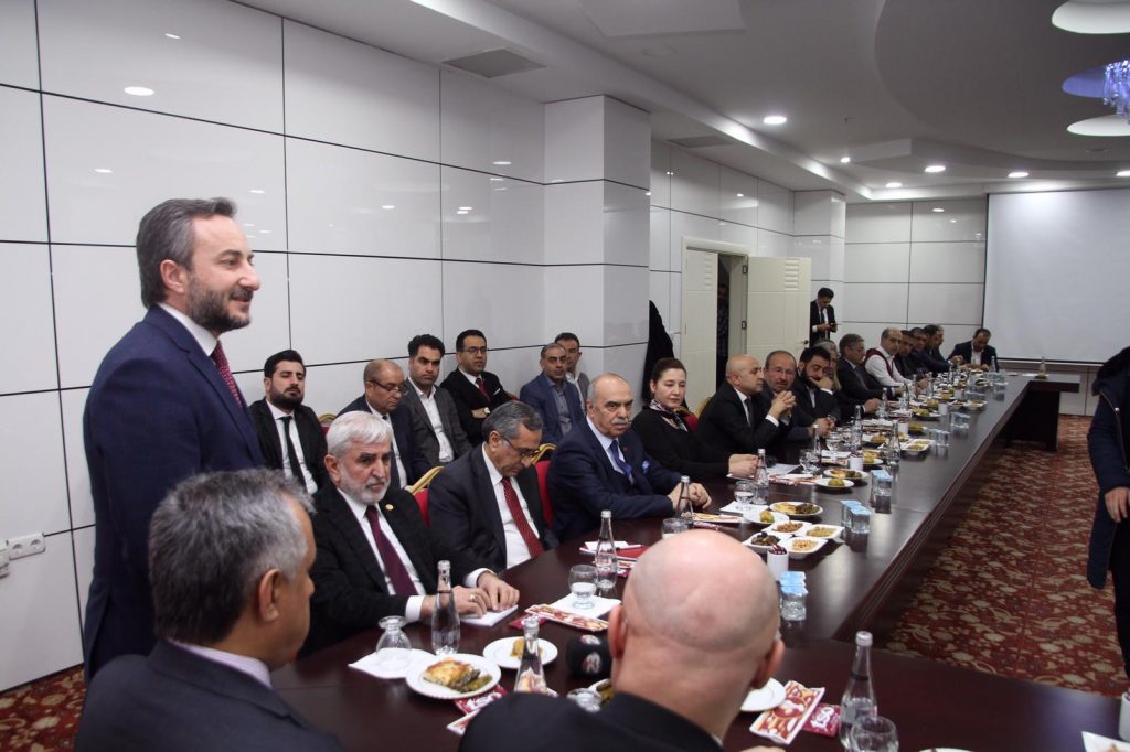 OSB Yönetim Kurulu Başkanımız Suat Öztürk Finans Sektörü İle İş Dünyası Buluşması Toplantısına Katılıdı