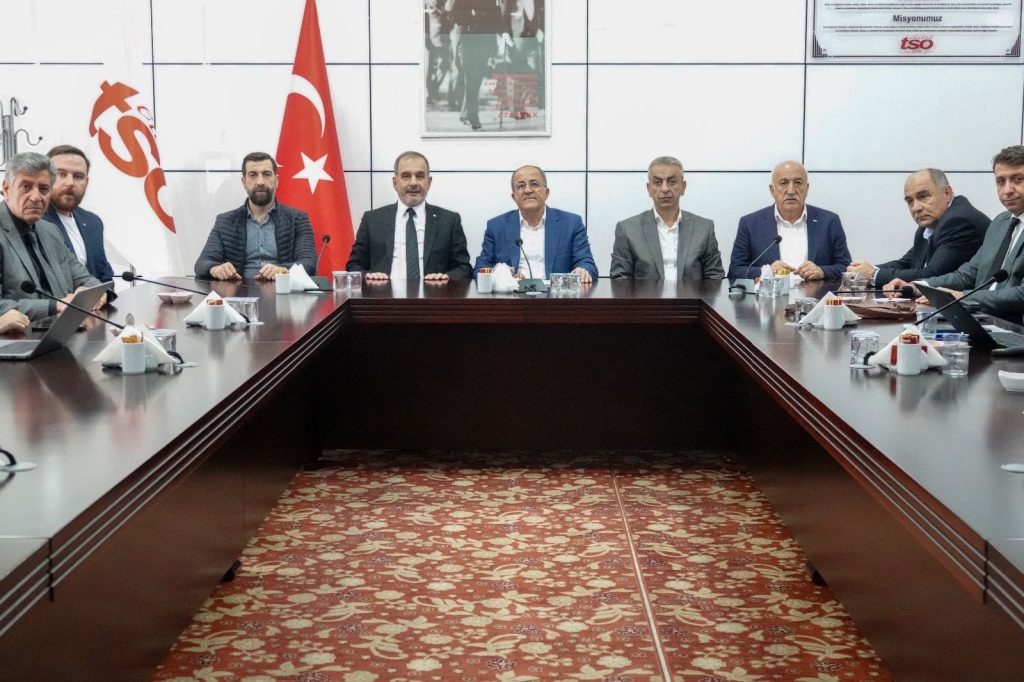 YK Üzemiz İzzet ÖzenTicaret Odasında Düzenlenen Toplantıya Katılım Sağladı