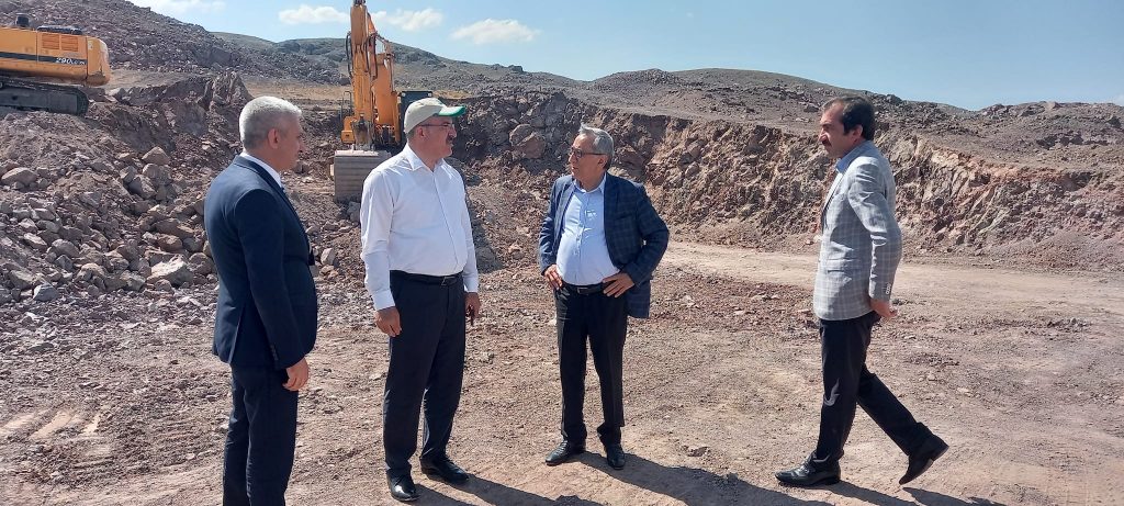 Dr. Ömer Toraman Tekstilkent Uygulama Alanında Çalışmaları Yerinde İnceledi