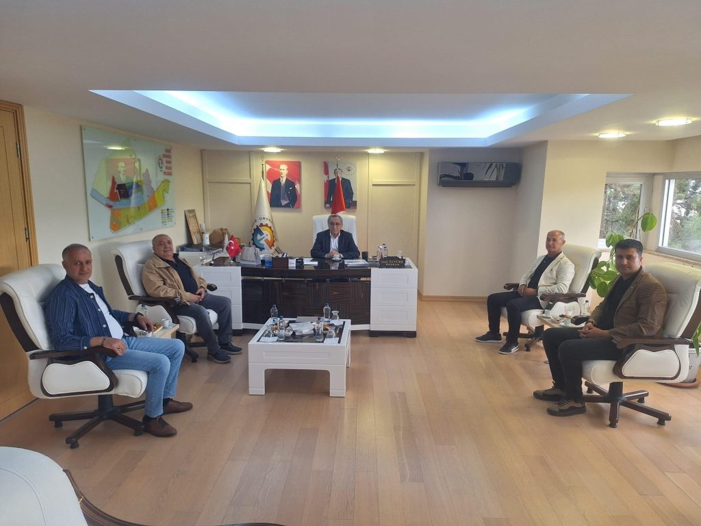 Batman Ticaret Borsası Başkanı, Yönetim Kurulu Başkanımız Suat Öztürk’ü Ziyaret Etti