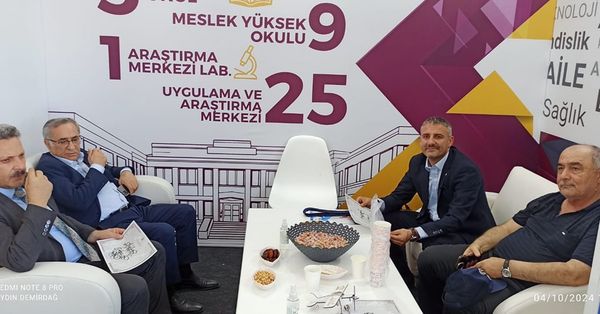 Büyük Birlik Partisi Elazığ İl Başkanı Ömer Ertan Şakirpaşa Havalimanında Gerçekleştirilen Teknofestte Troket Takımımızın Standını Ziyaret Etti.