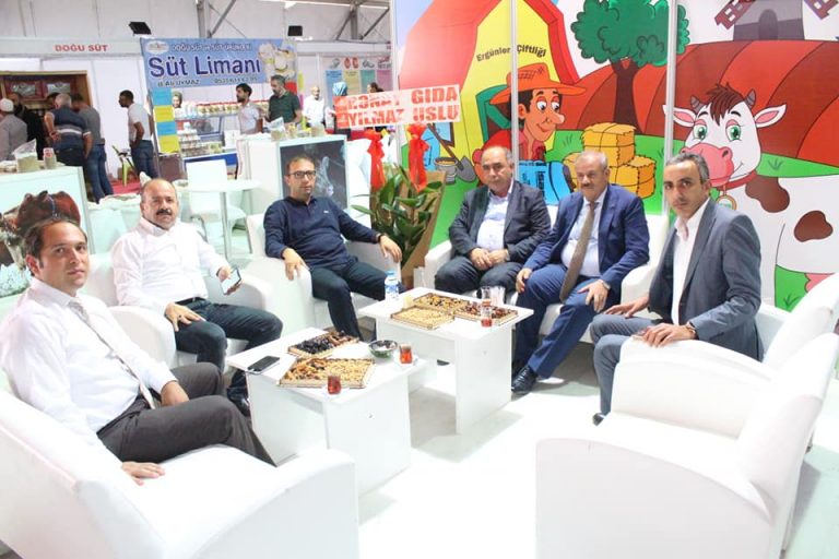 OSB Yönetimi 3.Düzenlenen Gıda ve Tarım Fuarının Açılışına Katıldı