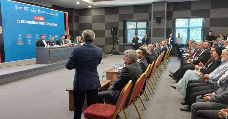 Başkanımız Suat Öztürk Bakanımız Murat Kurum’un Katıldığı İl Koordinasyon Programına Katıldı.