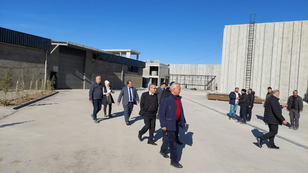 Ak Parti Eski Teşkilat Başkanı Mustafa Ataş OSB’yi ziyaret etti